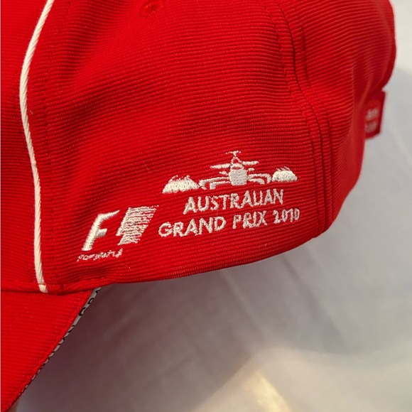 Formula 1 hat, Australia Grand Prix 2010 - Picture 3 of 4